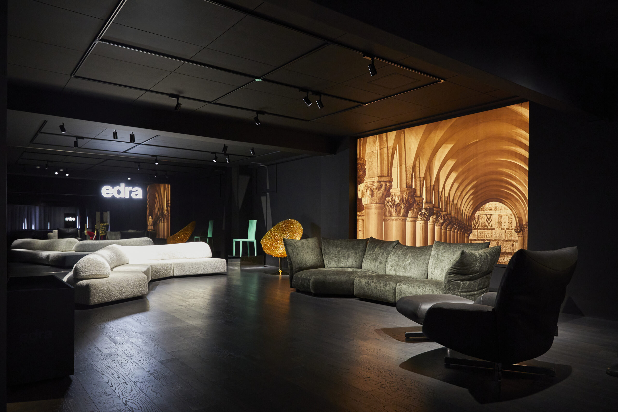 edra タトリン　スパイラルソファー edra】エドラ Tatlin タトリン スパイラルソファ カナンツィ