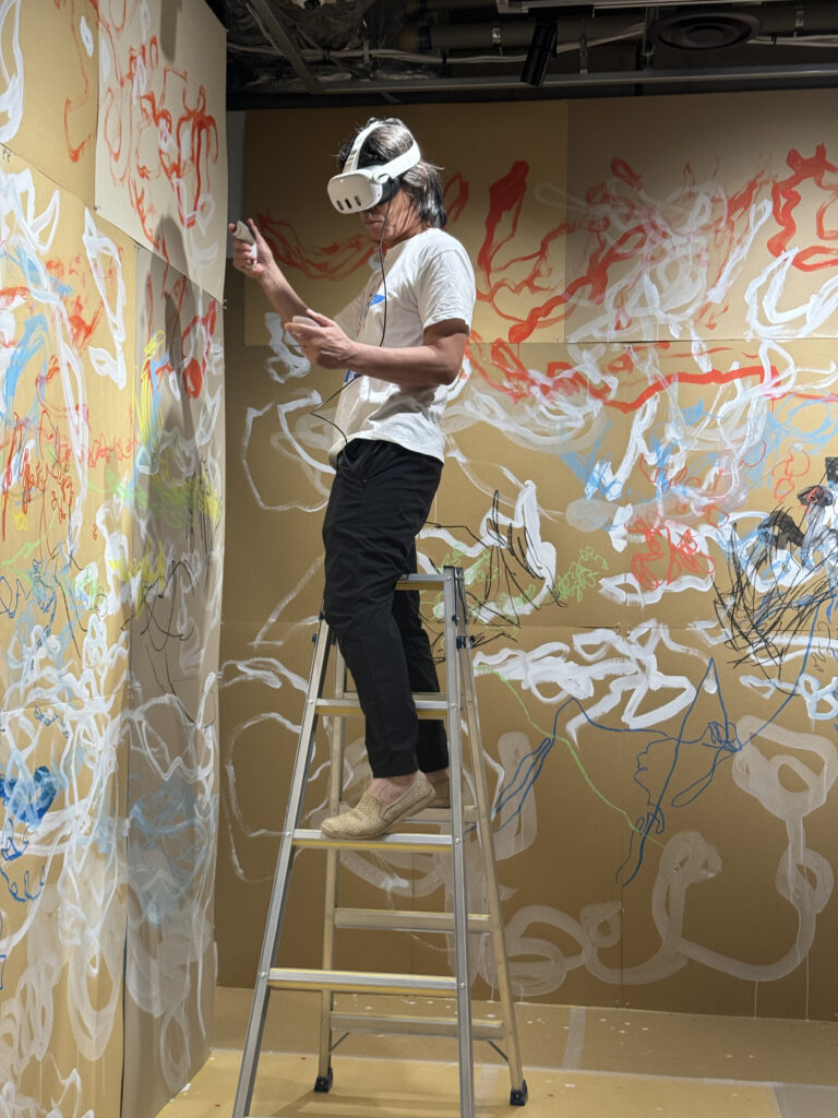 新品 BANKSY ENJOY X ストリート グラフィティ ペンキ Tシャツ 新品 BANKSY ENJOY X ストリート グラフィティ ペンキ Tシャツ - メルカリ