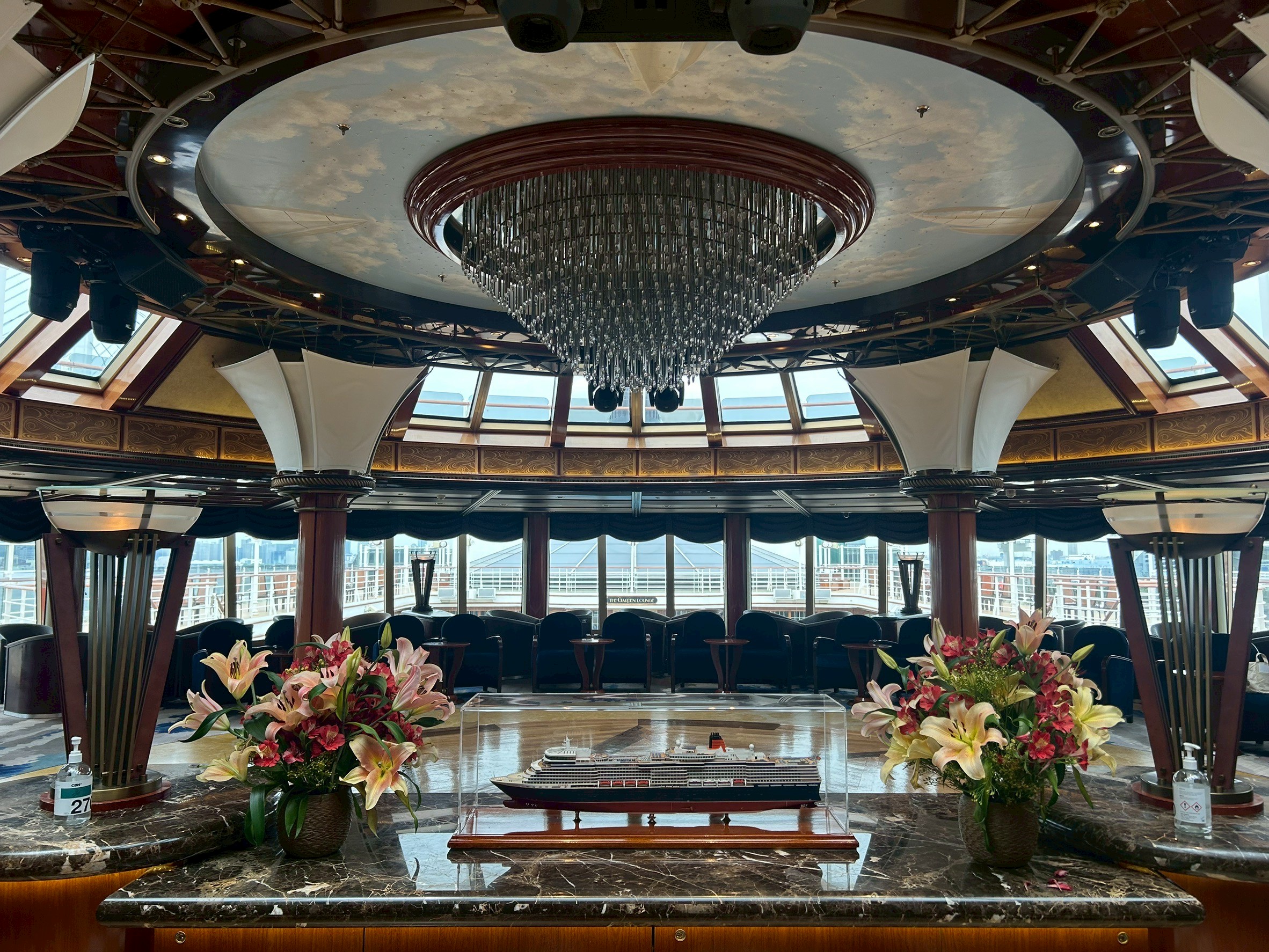 クイーン・エリザベス』がリニューアル！日本発着クルーズを終了し